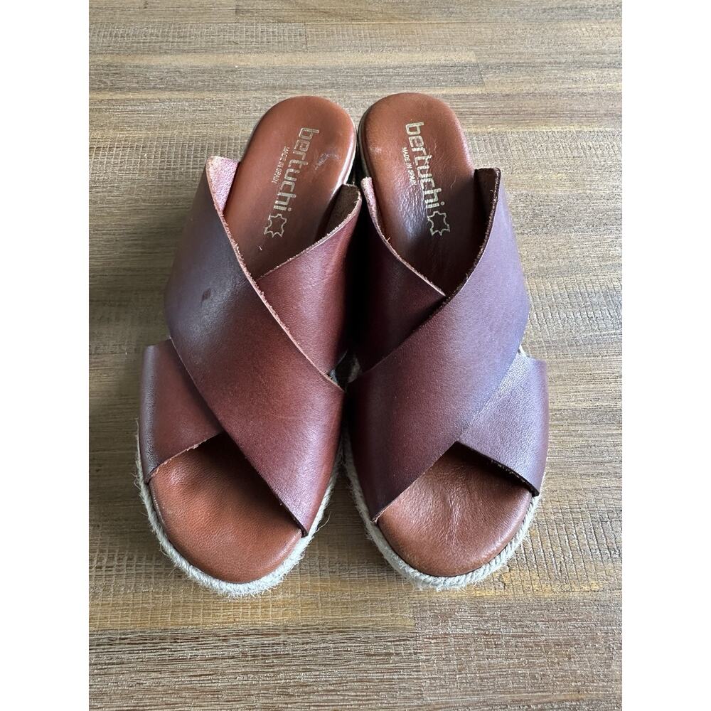 BERTUCHI Women's Cross Band Leather Sandals Made in Spain Sz 39 US 8.5